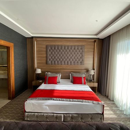 Ramada By Wyndham Nigde Exterior foto