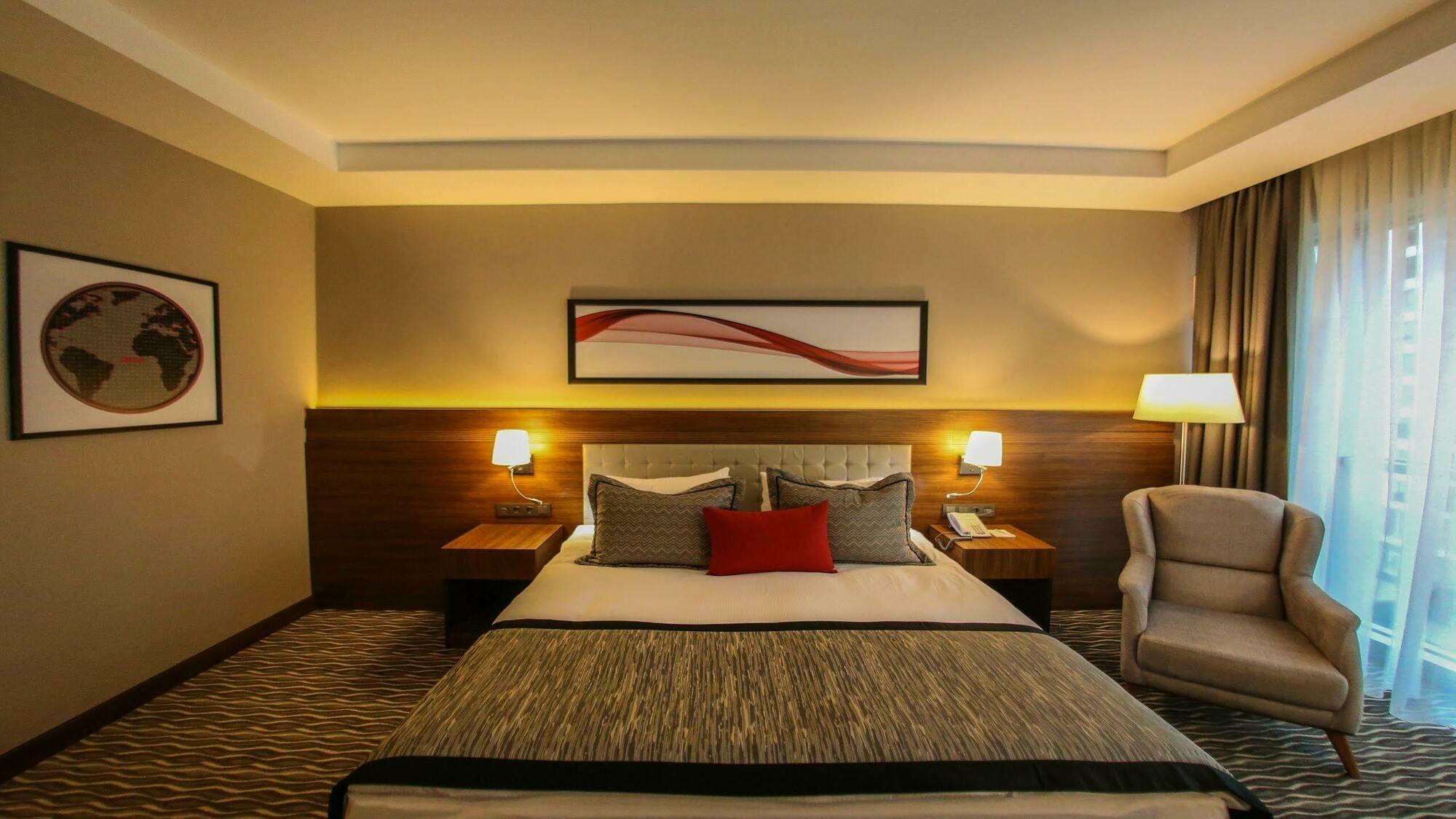 Ramada By Wyndham Nigde Exterior foto