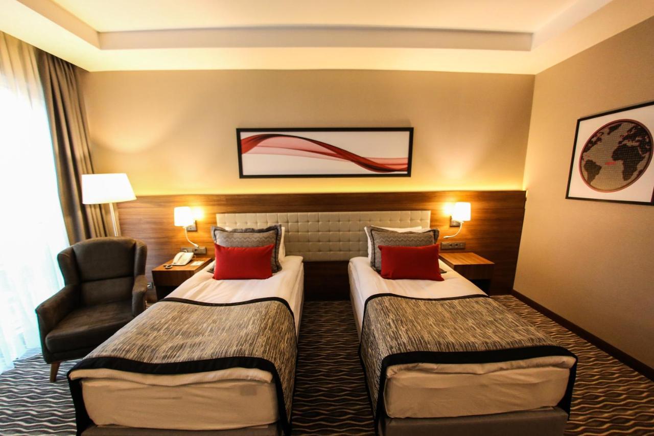 Ramada By Wyndham Nigde Exterior foto